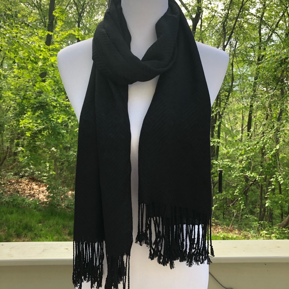 Black Casual Scarf